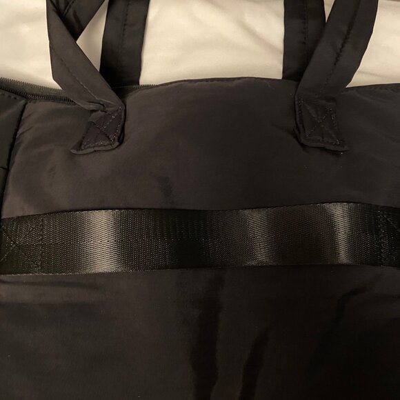 Women's Black Quilted Shoulder Bag - Picture 5 of 8